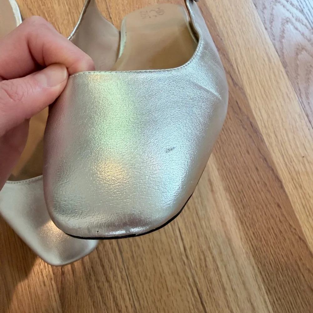 Naturalizer Mary Jane Mule in Silver Metallic, Size 11 - Picture 8 of 13